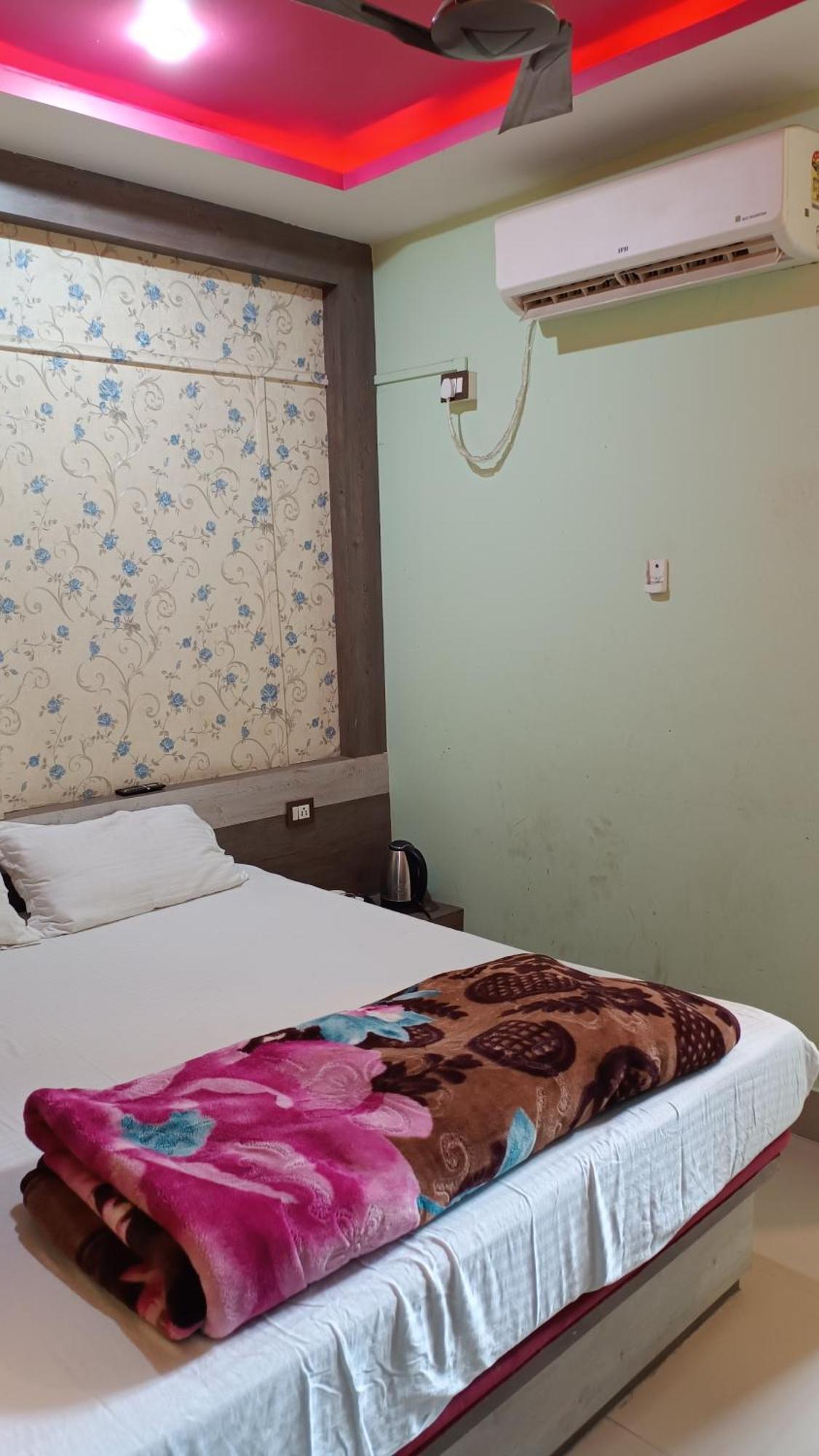 Hotel Srimanta Sankardev Majuli 外观 照片